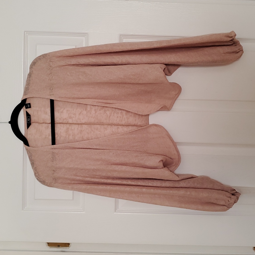 G BY GIULIANA beige open front sheer shrug w/ long elastic cuff sleeves.